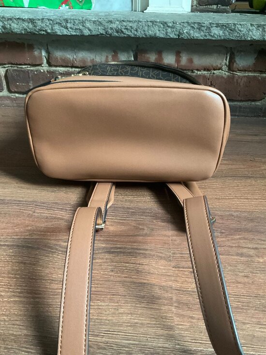 Calvin Klein Women\'s Medium Logo Backpack - Brown Monogram/Tan [NWT]